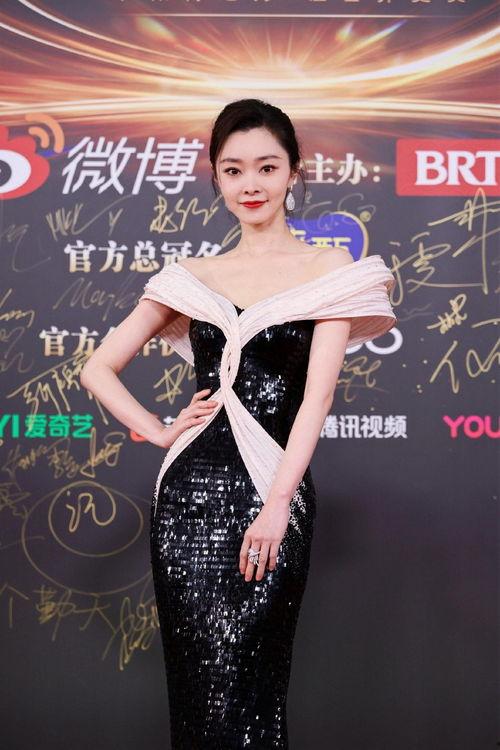 娱乐吃瓜君王一博宋轶,娱乐圈的甜蜜瓜田 第3张 娱乐吃瓜君王一博宋轶,娱乐圈的甜蜜瓜田 第3张